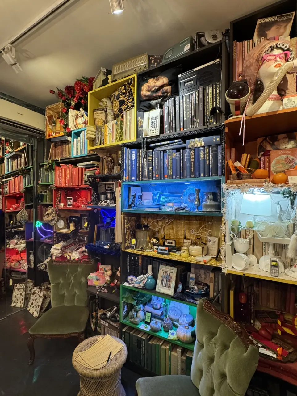 Funky vintage accessories and homewares at That Cat Shop Paddington